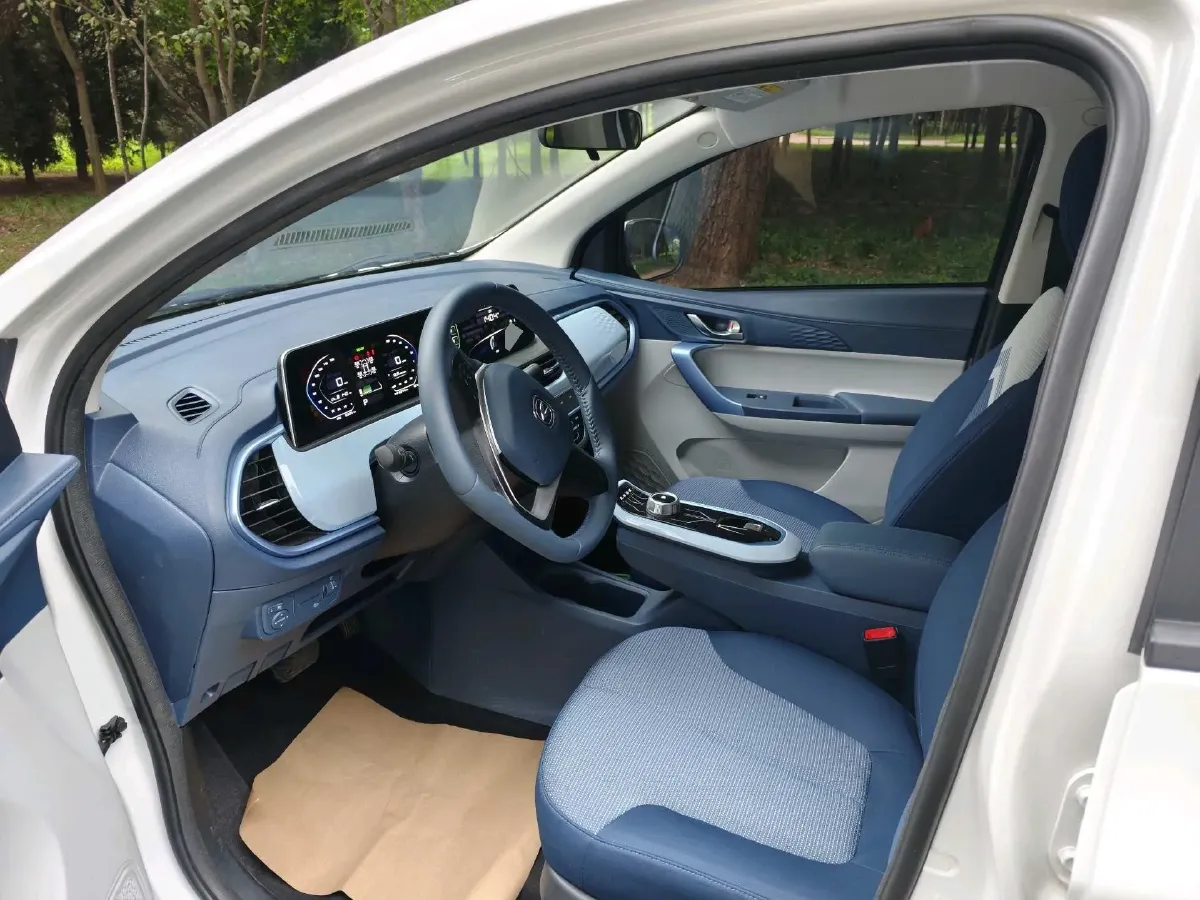 2022 ChangAn BenBen E-Star BEV 31.95KWH,autocango,china used car exporter,china ev exporter,chinese used car exporter,chinese used ev exporter