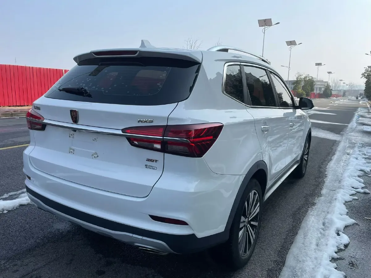 2020 Roewe i6 1.5T 169HP L4 7DCT,autocango,china used car exporter,china ev exporter,chinese used car exporter,chinese used ev exporter