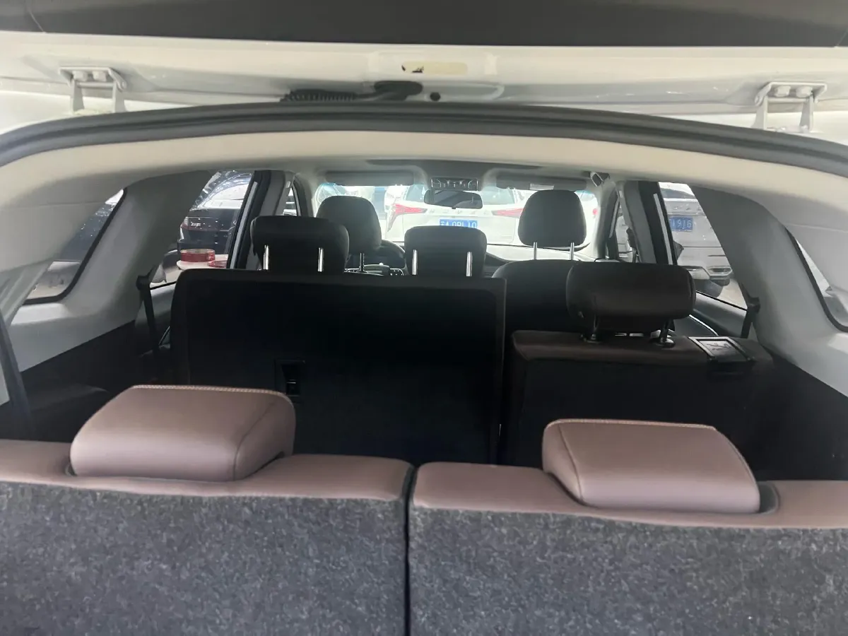 2023 Jetour X90 Plus 1.6T 197HP L4 7DCT,autocango,china used car exporter,china ev exporter,chinese used car exporter,chinese used ev exporter