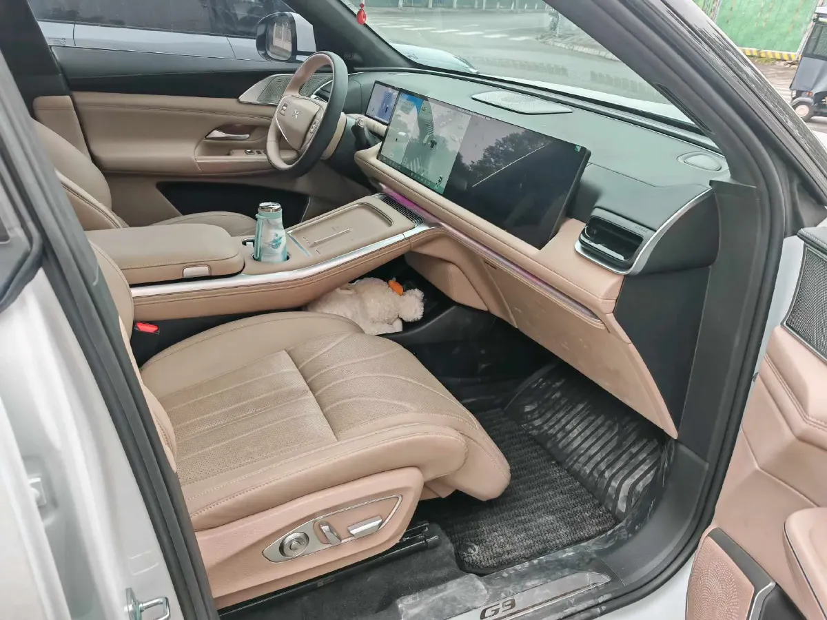 2025 Xpeng G9 BEV 93.1KWH,autocango,china used car exporter,china ev exporter,chinese used car exporter,chinese used ev exporter