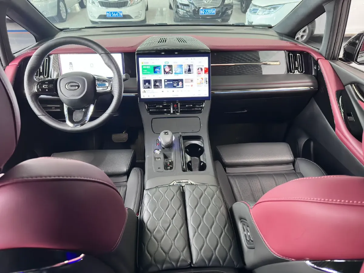 2024 GAC Trumpchi M8 2.0T 252HP L4 8AT,autocango,china used car exporter,china ev exporter,chinese used car exporter,chinese used ev exporter