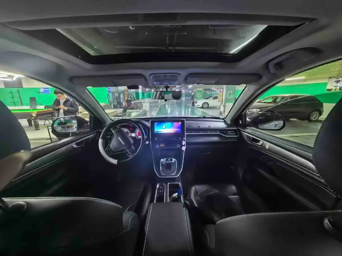 2023 Haval M6 1.5T 150HP L4 7DCT,autocango,china used car exporter,china ev exporter,chinese used car exporter,chinese used ev exporter