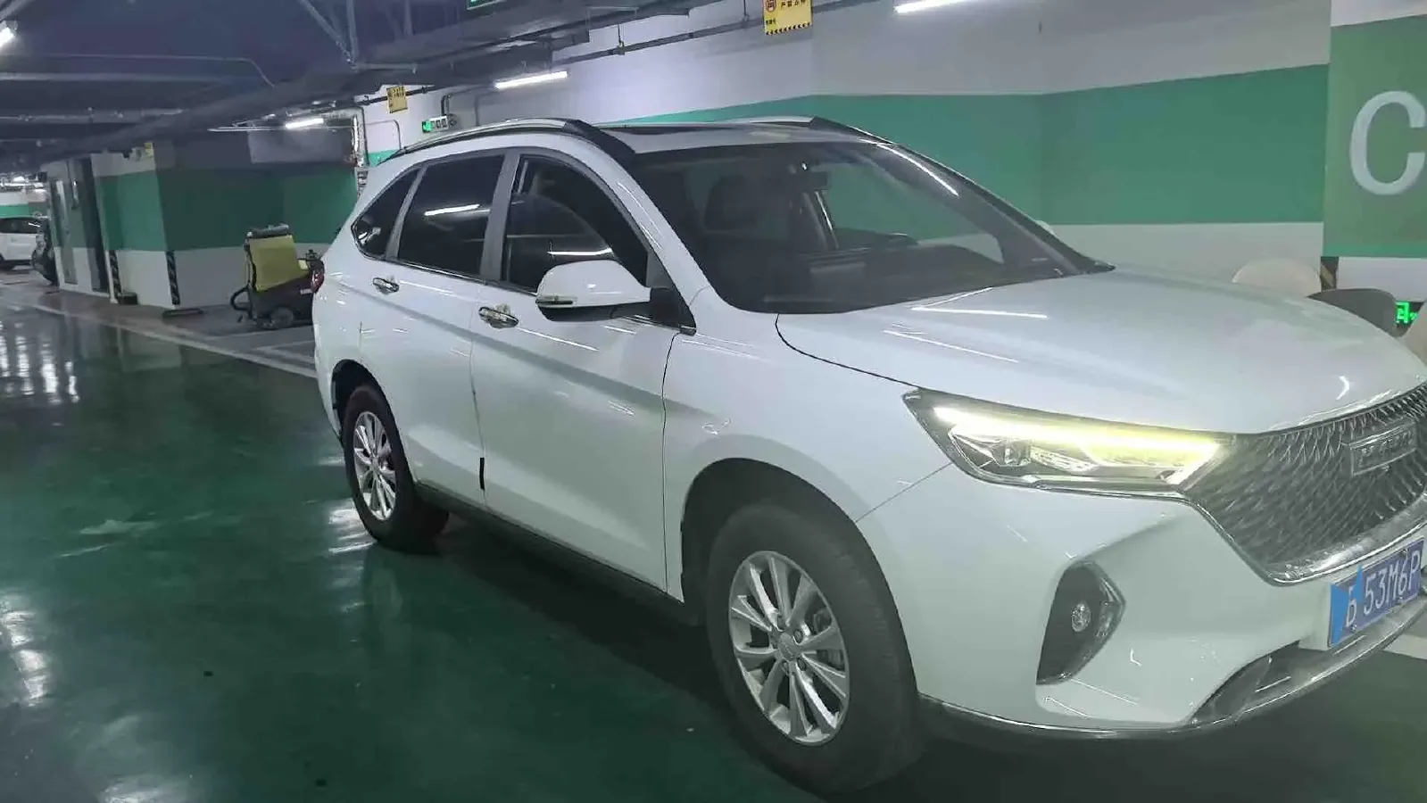 2023 Haval M6 1.5T 150HP L4 7DCT,autocango,china used car exporter,china ev exporter,chinese used car exporter,chinese used ev exporter