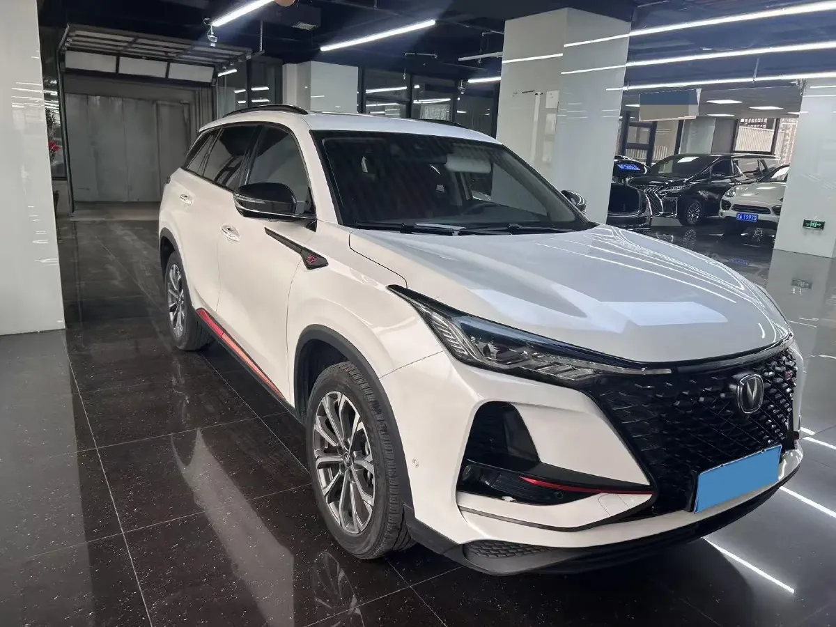 2020 ChangAn CS75 Plus 2.0T 233HP L4 8AT,autocango,china used car exporter,china ev exporter,chinese used car exporter,chinese used ev exporter