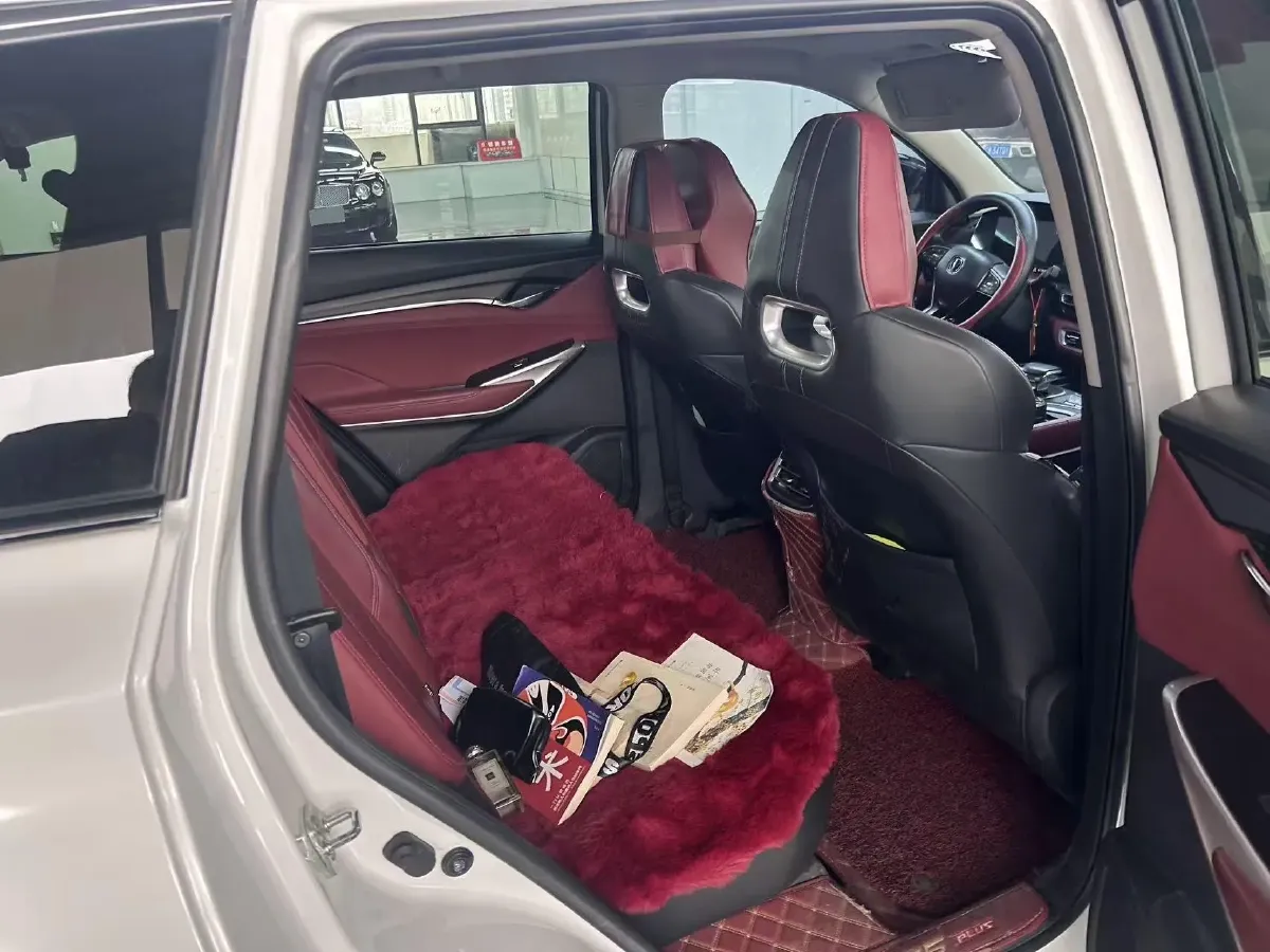 2020 ChangAn CS75 Plus 2.0T 233HP L4 8AT,autocango,china used car exporter,china ev exporter,chinese used car exporter,chinese used ev exporter