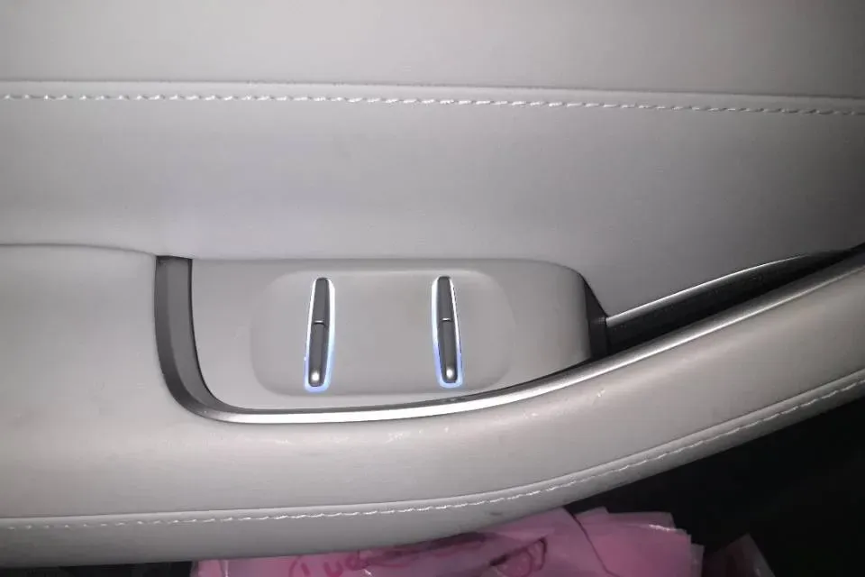 2024 NIO ES6 BEV 75KWH,autocango,china used car exporter,china ev exporter,chinese used car exporter,chinese used ev exporter