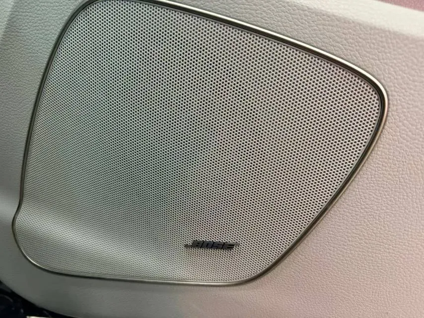 2019 HongQi H7 2.0T 204HP L4 6AT,autocango,china used car exporter,china ev exporter,chinese used car exporter,chinese used ev exporter