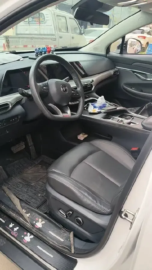 2020 ChangAn UNI-T 1.5T 180HP L4 7DCT,autocango,china used car exporter,china ev exporter,chinese used car exporter,chinese used ev exporter