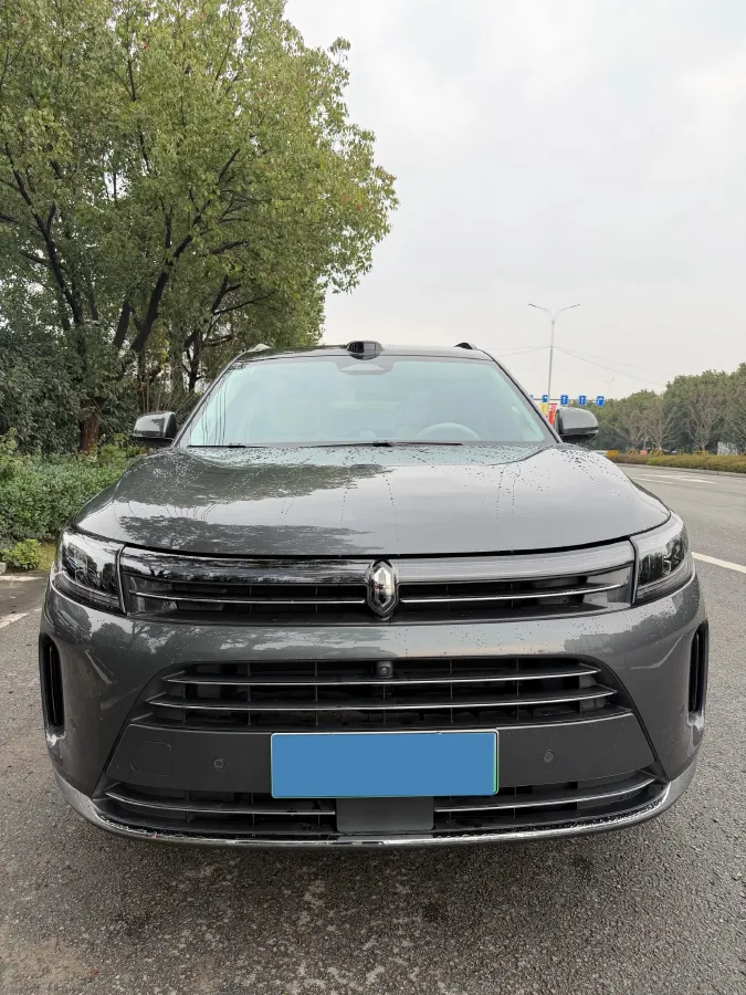 2024 AITO AITO M7 1.5T 152HP L4 REEV 42KWH,autocango,china used car exporter,china ev exporter,chinese used car exporter,chinese used ev exporter