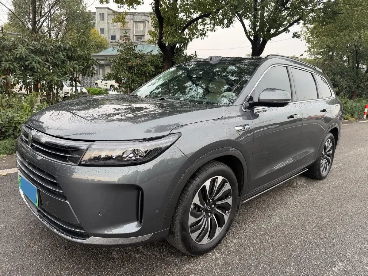 2024 AITO AITO M7 1.5T 152HP L4 REEV 42KWH,autocango,china used car exporter,china ev exporter,chinese used car exporter,chinese used ev exporter