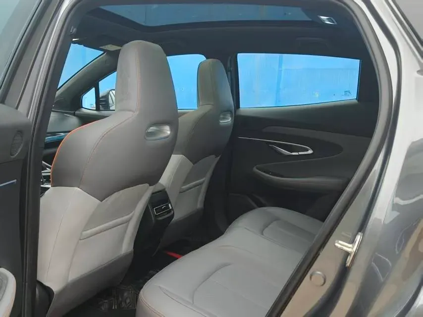 2022 ChangAn UNI-T 1.5T 188HP L4 7DCT,autocango,china used car exporter,china ev exporter,chinese used car exporter,chinese used ev exporter