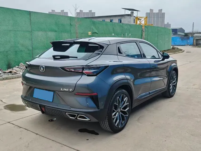 2022 ChangAn UNI-T 1.5T 188HP L4 7DCT,autocango,china used car exporter,china ev exporter,chinese used car exporter,chinese used ev exporter