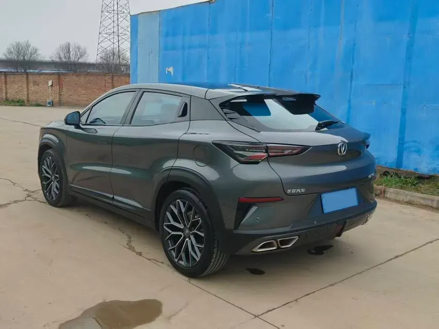 2022 ChangAn UNI-T 1.5T 188HP L4 7DCT,autocango,china used car exporter,china ev exporter,chinese used car exporter,chinese used ev exporter