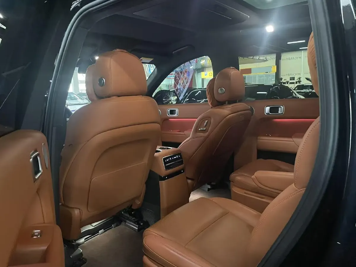 2022 Li L9 Range Extended 154HP REEV 42.6KWH,autocango,china used car exporter,china ev exporter,chinese used car exporter,chinese used ev exporter