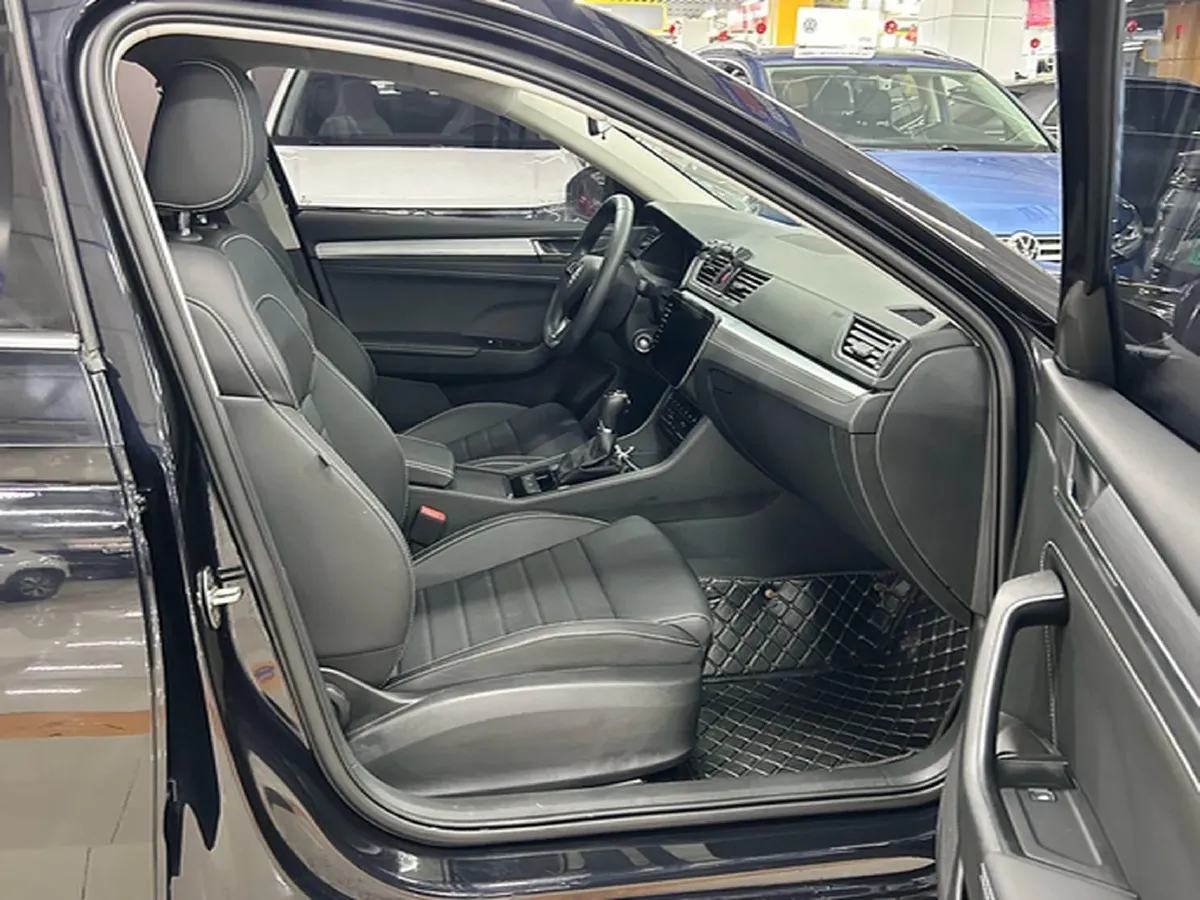 2024 Skoda Superb 1.4T 150HP L4 7DCT,autocango,china used car exporter,china ev exporter,chinese used car exporter,chinese used ev exporter