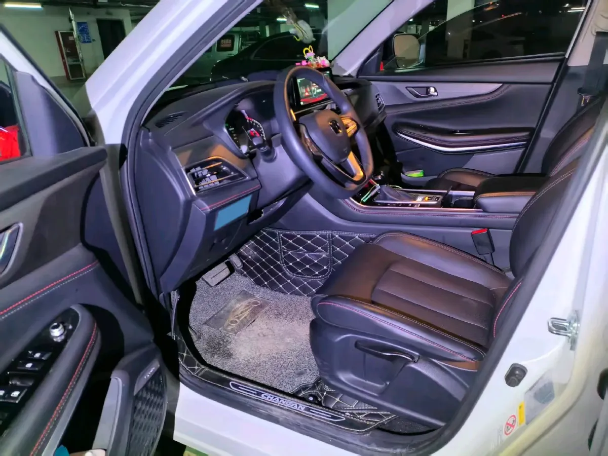 2021 ChangAn CS75 1.5T 178HP L4 7DCT,autocango,china used car exporter,china ev exporter,chinese used car exporter,chinese used ev exporter