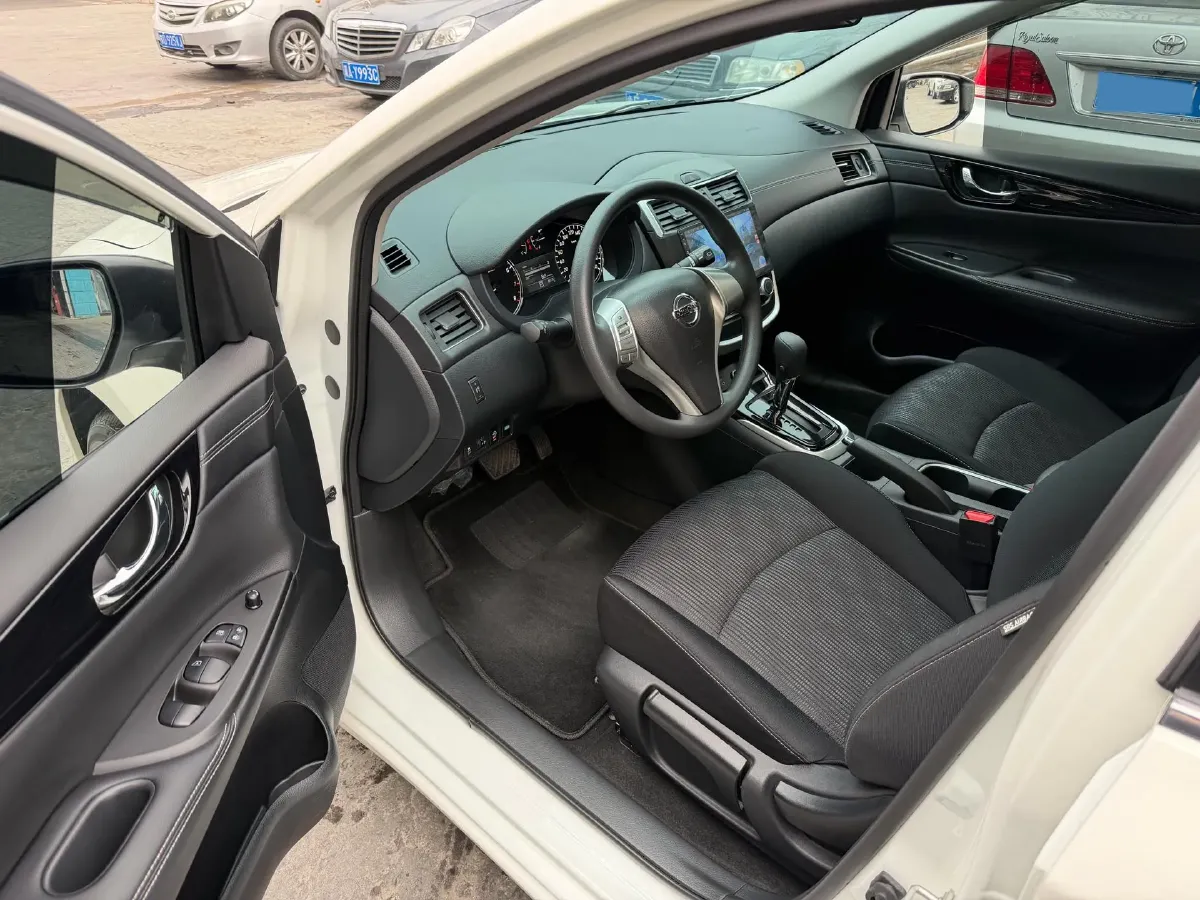 2024 Nissan Tiida 1.6L 122HP L4 CVT,autocango,china used car exporter,china ev exporter,chinese used car exporter,chinese used ev exporter