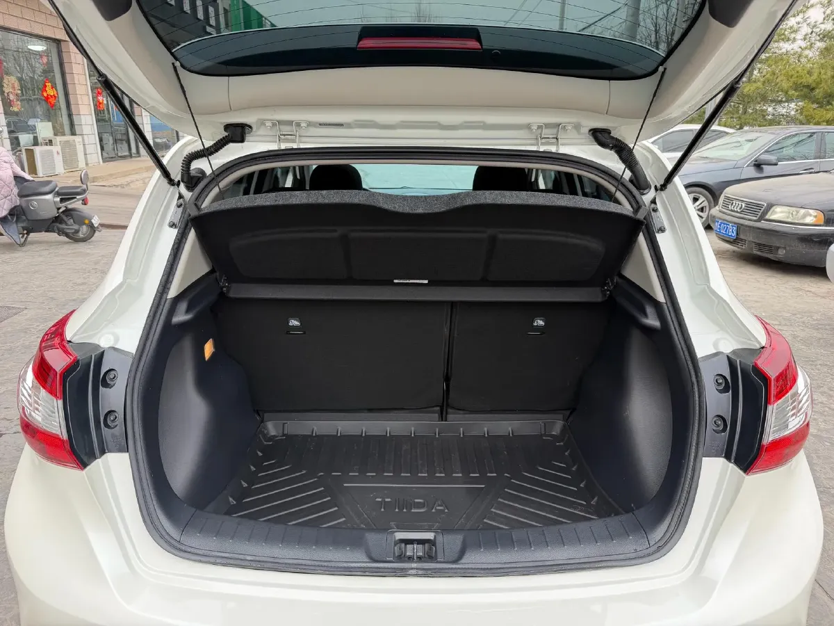 2024 Nissan Tiida 1.6L 122HP L4 CVT,autocango,china used car exporter,china ev exporter,chinese used car exporter,chinese used ev exporter