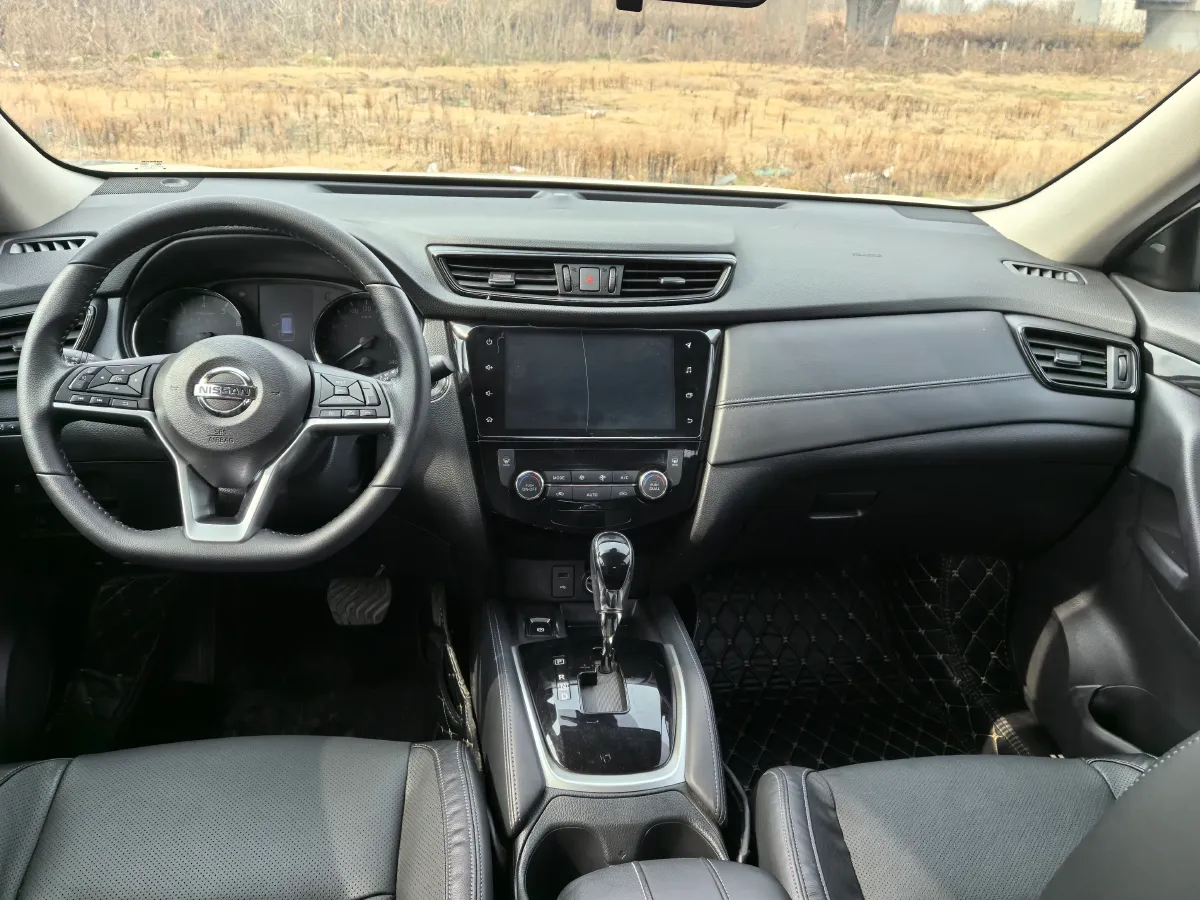 2020 Nissan X-Trail 2.0L 154HP L4 CVT,autocango,china used car exporter,china ev exporter,chinese used car exporter,chinese used ev exporter