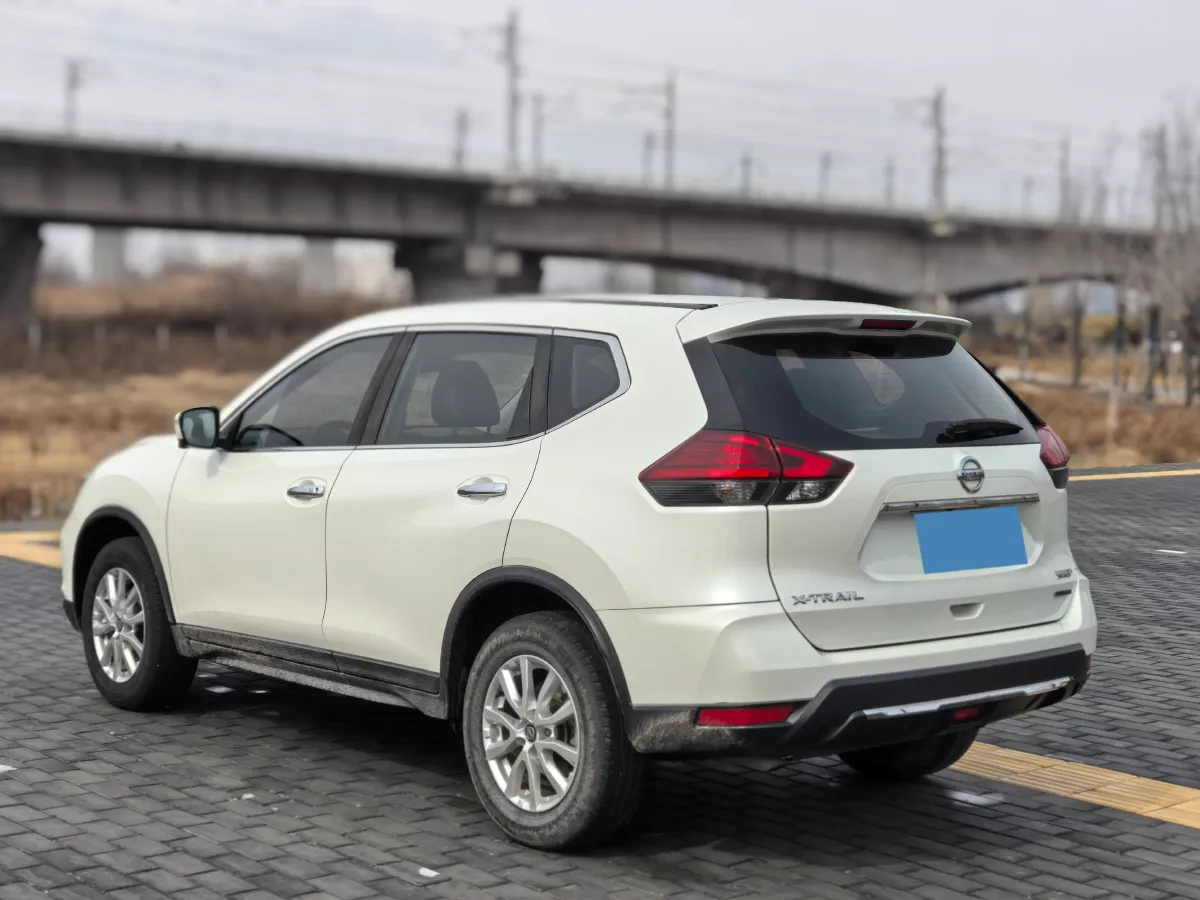 2020 Nissan X-Trail 2.0L 154HP L4 CVT,autocango,china used car exporter,china ev exporter,chinese used car exporter,chinese used ev exporter