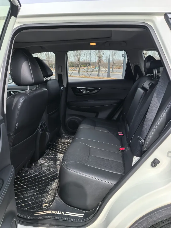 2020 Nissan X-Trail 2.0L 154HP L4 CVT,autocango,china used car exporter,china ev exporter,chinese used car exporter,chinese used ev exporter