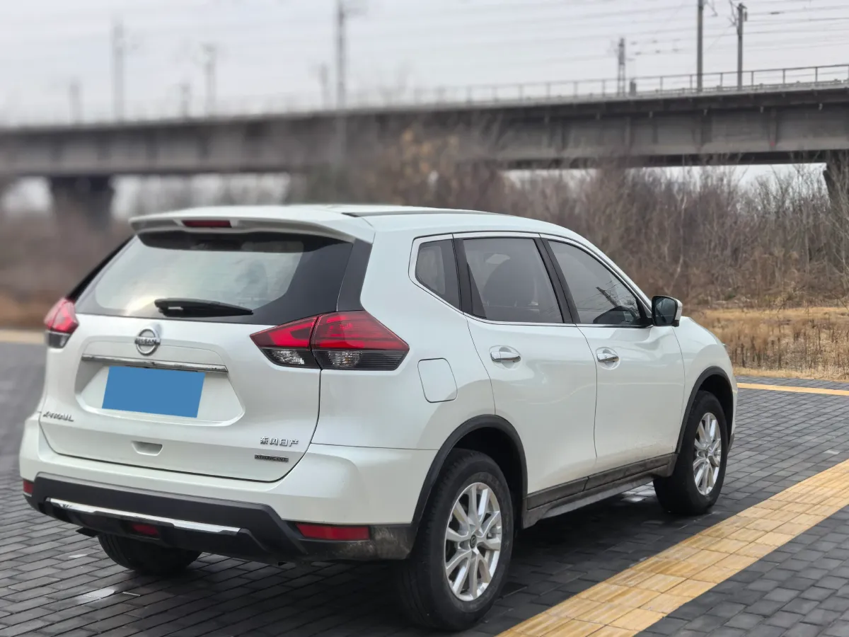 2020 Nissan X-Trail 2.0L 154HP L4 CVT,autocango,china used car exporter,china ev exporter,chinese used car exporter,chinese used ev exporter