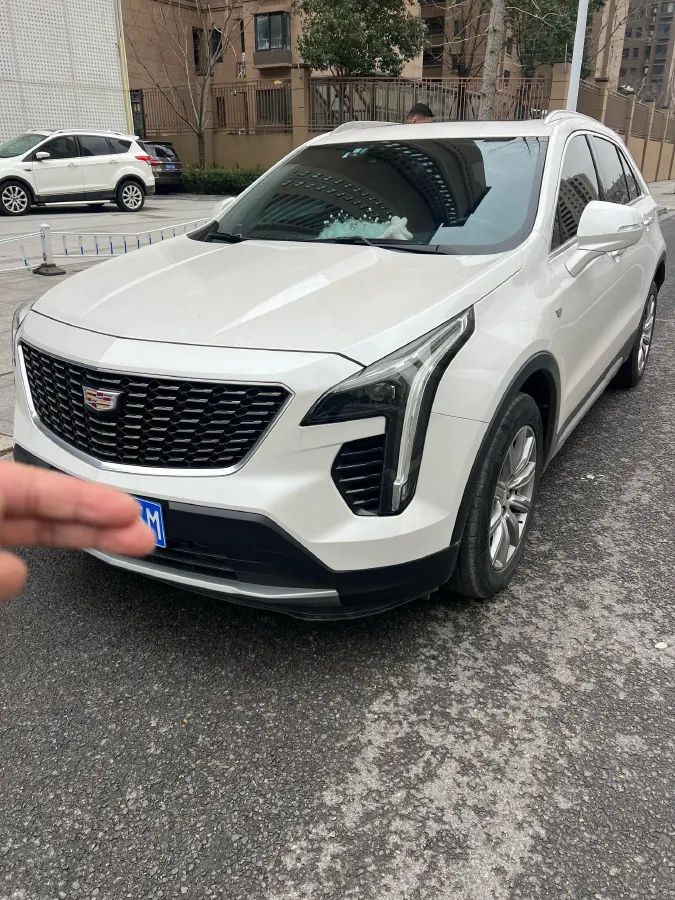 2022 Cadillac XT4 2.0T 237HP L4 9AT,autocango,china used car exporter,china ev exporter,chinese used car exporter,chinese used ev exporter