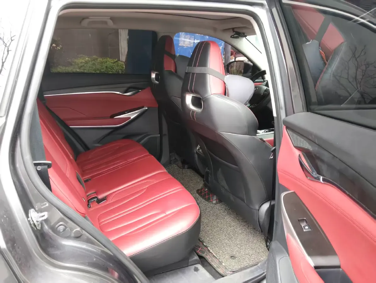 2020 ChangAn CS75 Plus 2.0T 233HP L4 8AT,autocango,china used car exporter,china ev exporter,chinese used car exporter,chinese used ev exporter