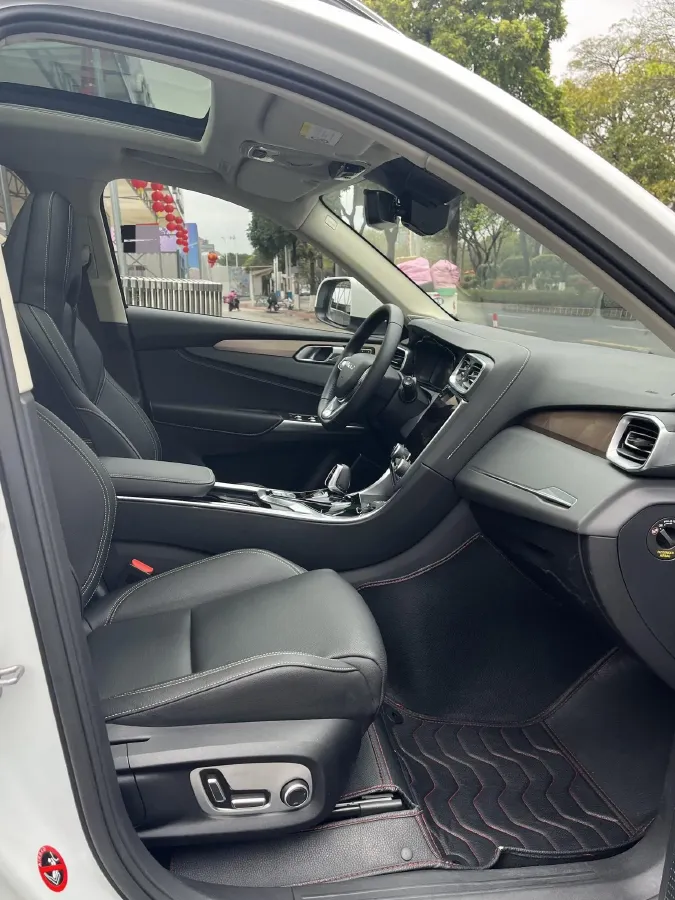 2019 LYNK&CO 01 2.0T 190HP L4 6AT,autocango,china used car exporter,china ev exporter,chinese used car exporter,chinese used ev exporter