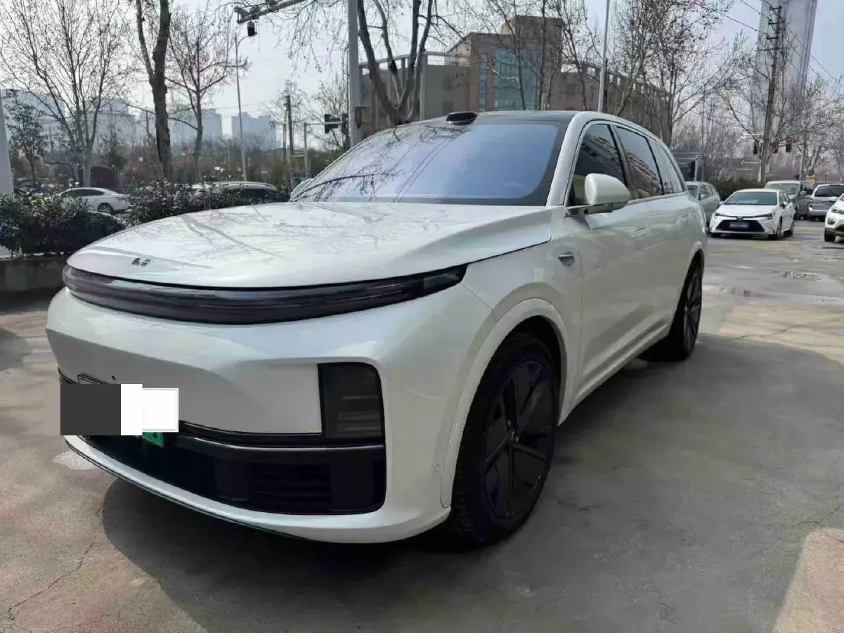 2025 Li L7 Range Extended 154HP REEV,autocango,china used car exporter,china ev exporter,chinese used car exporter,chinese used ev exporter