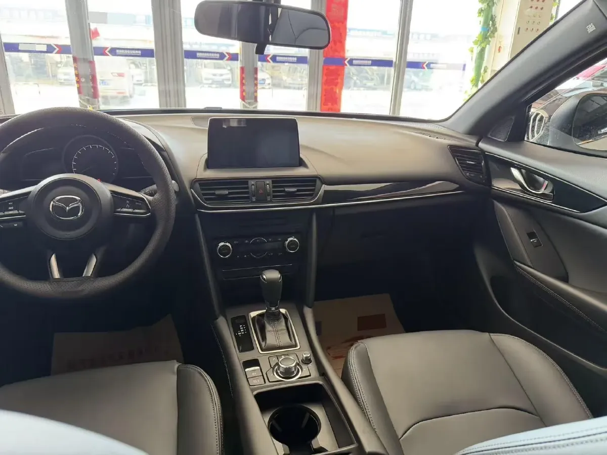 2021 Mazda CX-4 2.0L 158HP L4 6AT,autocango,china used car exporter,china ev exporter,chinese used car exporter,chinese used ev exporter