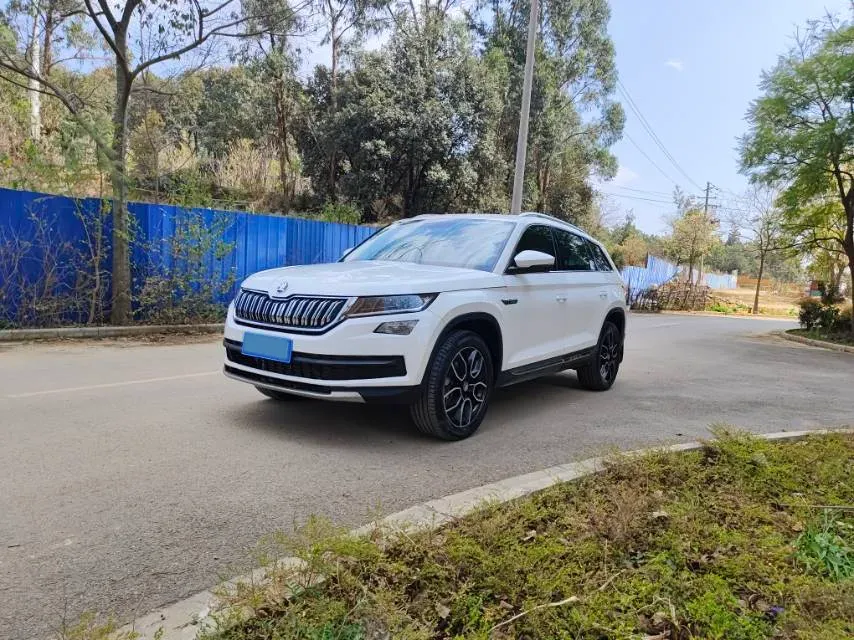 2018 Skoda Kodiak 2.0T 186HP L4 7DCT,autocango,china used car exporter,china ev exporter,chinese used car exporter,chinese used ev exporter