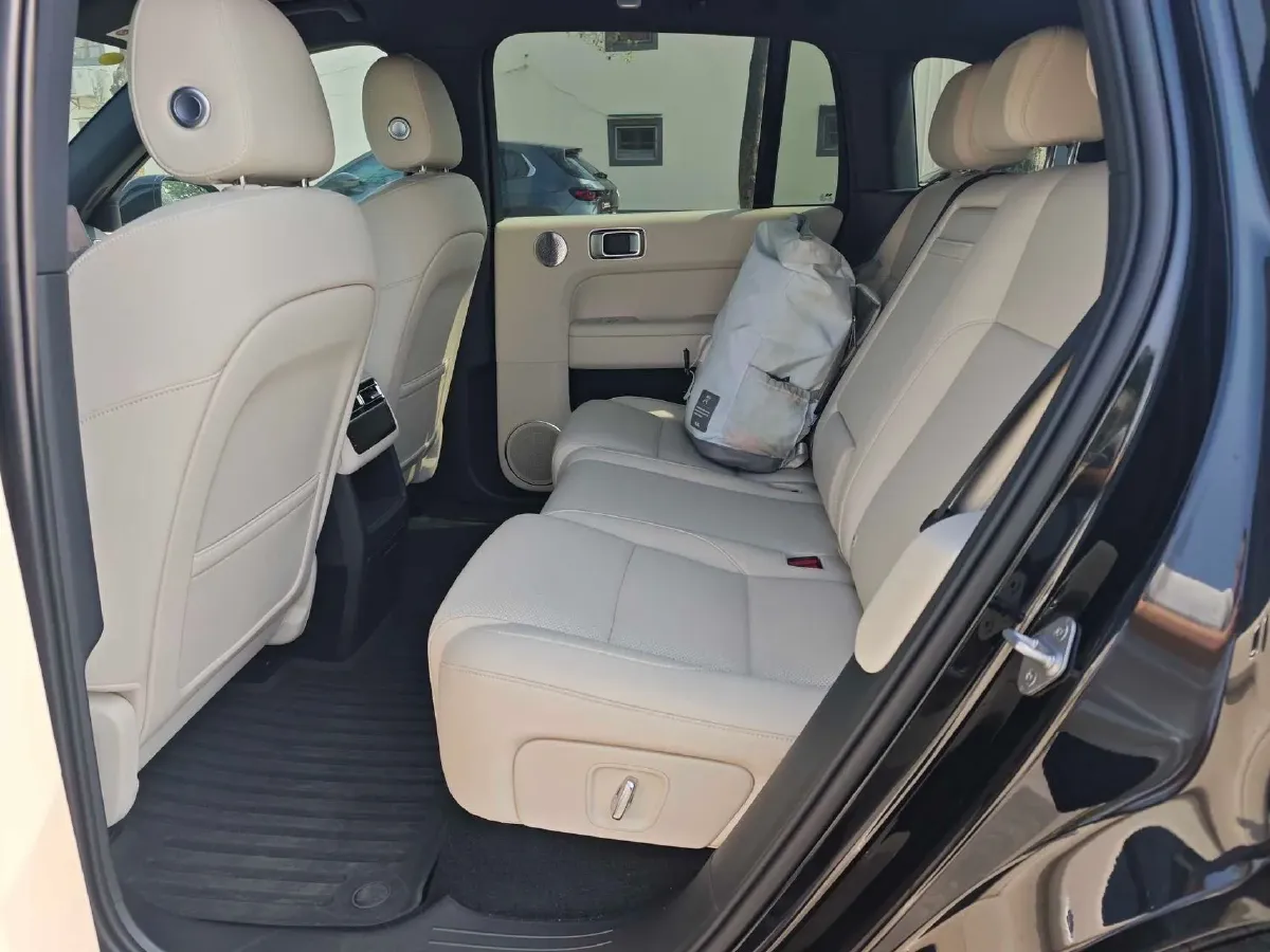 2024 Li L6 Range Extended 154HP L4 REEV 36.8KWH,autocango,china used car exporter,china ev exporter,chinese used car exporter,chinese used ev exporter