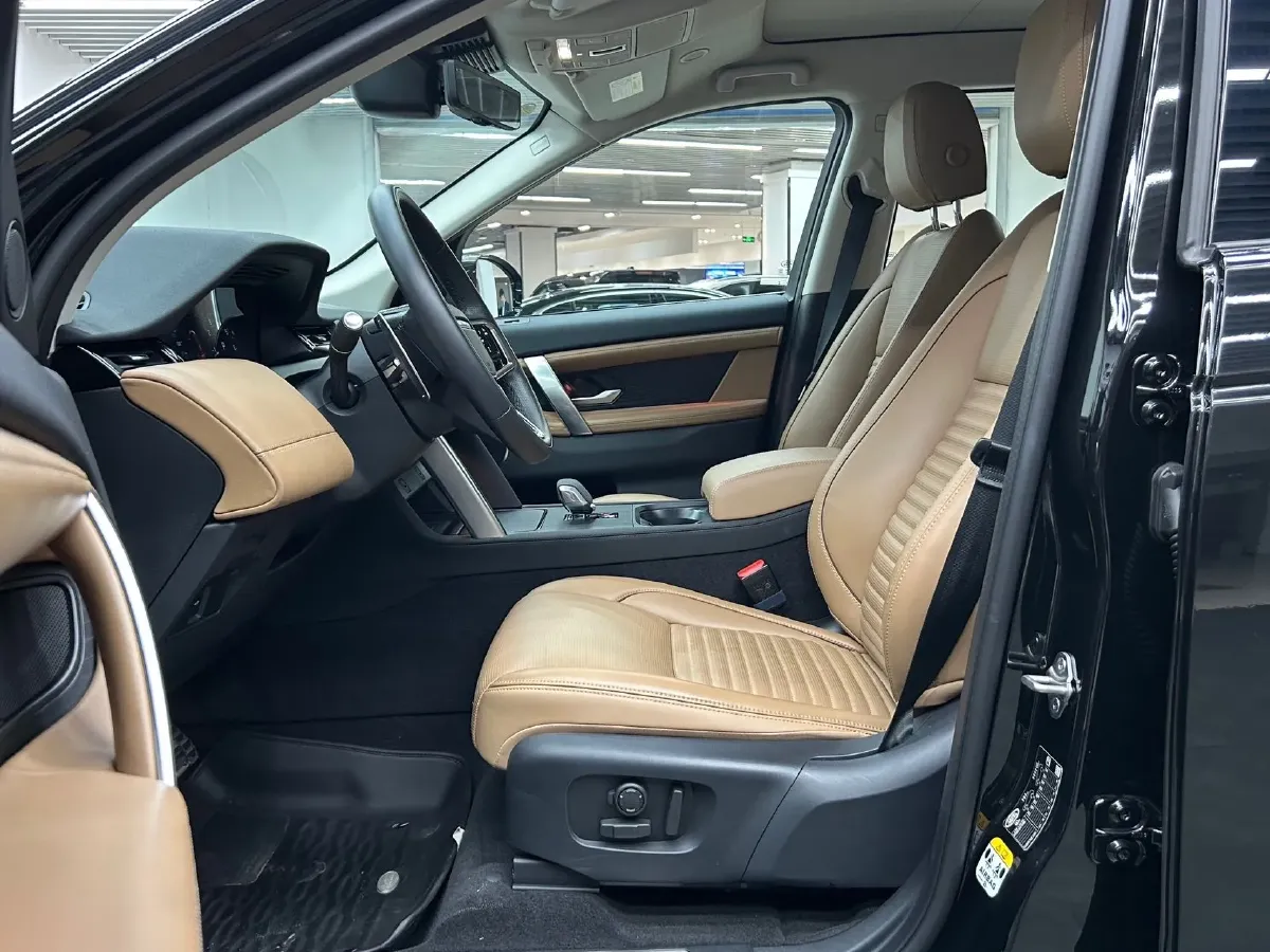 2024 Land Rover Discovery Sport 2.0T 249HP L4 9AT,autocango,china used car exporter,china ev exporter,chinese used car exporter,chinese used ev exporter