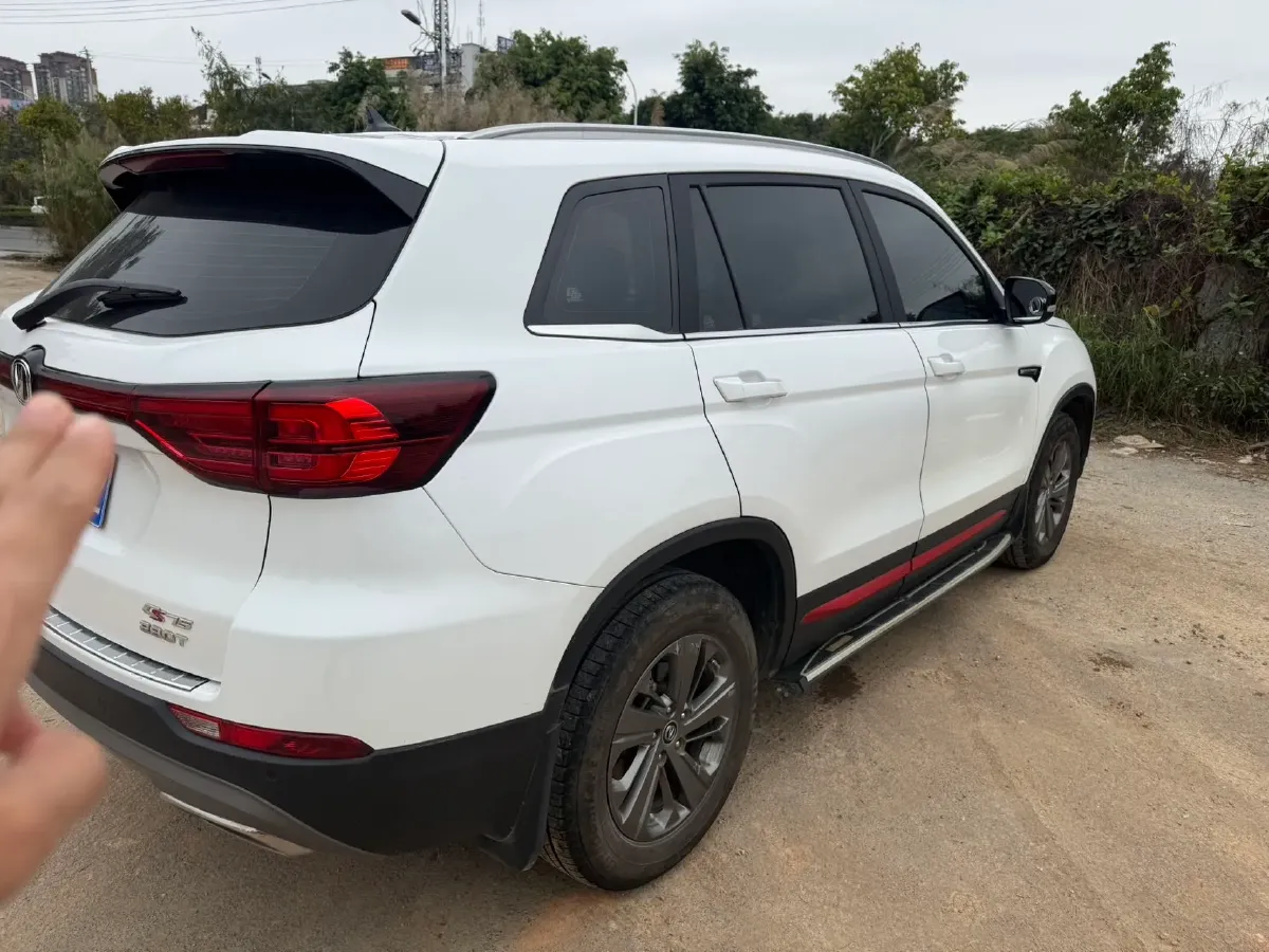 2021 ChangAn CS75 1.5T 178HP L4 7DCT,autocango,china used car exporter,china ev exporter,chinese used car exporter,chinese used ev exporter