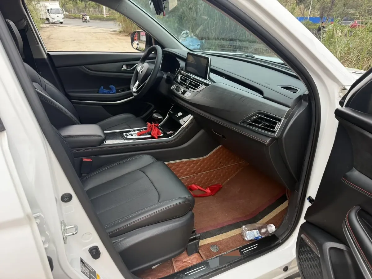 2021 ChangAn CS75 1.5T 178HP L4 7DCT,autocango,china used car exporter,china ev exporter,chinese used car exporter,chinese used ev exporter