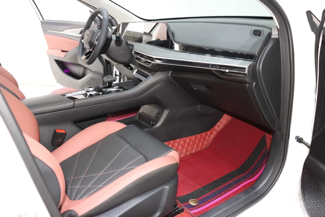 2022 ChangAn Eado 1.4T 160HP L4 7DCT,autocango,china used car exporter,china ev exporter,chinese used car exporter,chinese used ev exporter