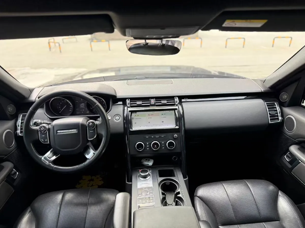 2017 Land Rover Discovery 3.0T 340HP V6 8AT,autocango,china used car exporter,china ev exporter,chinese used car exporter,chinese used ev exporter