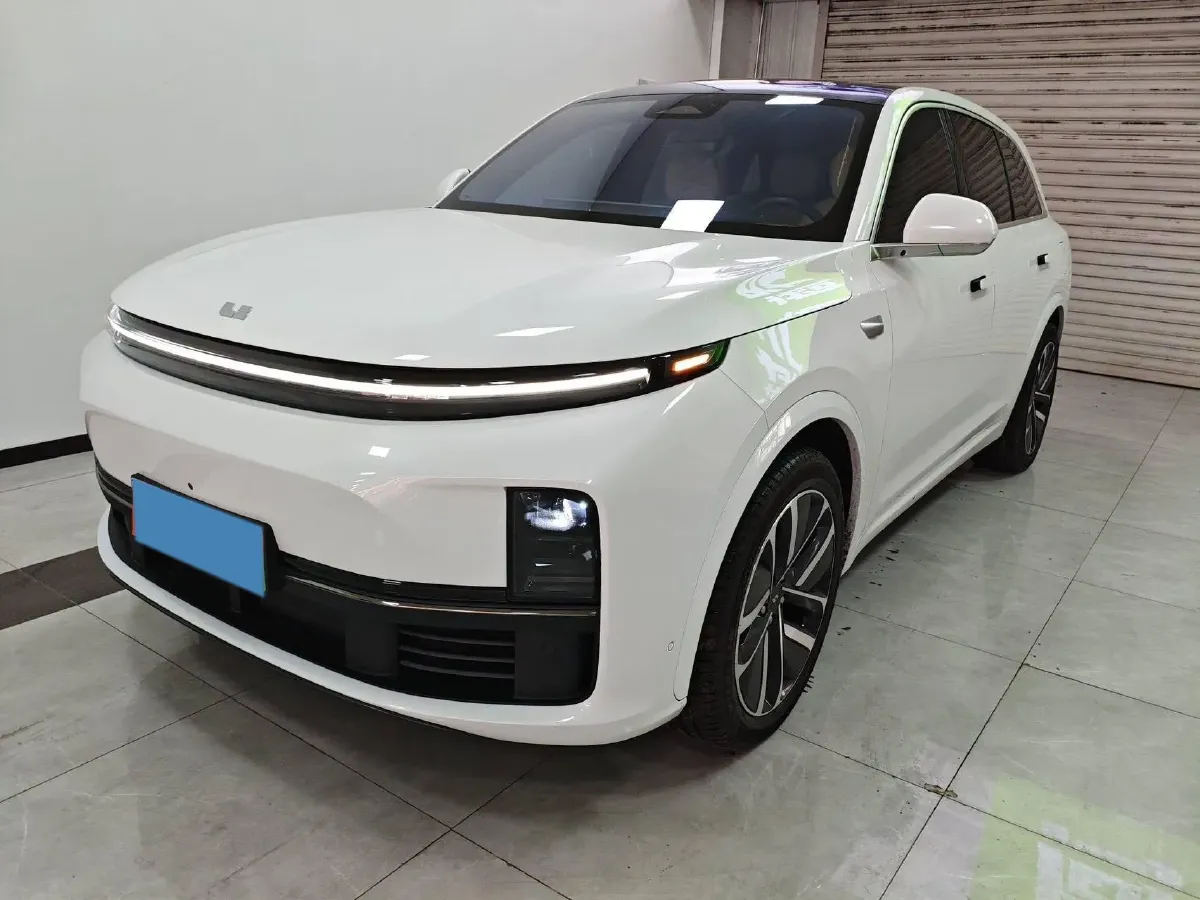2023 Li L7 Range Extended 154HP REEV 40.9KWH,autocango,china used car exporter,china ev exporter,chinese used car exporter,chinese used ev exporter