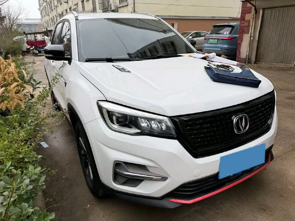 2021 ChangAn CS75 1.5T 178HP L4 7DCT,autocango,china used car exporter,china ev exporter,chinese used car exporter,chinese used ev exporter
