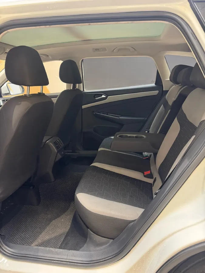 2023 Jetta VS7 1.4T 150HP L4 6AT,autocango,china used car exporter,china ev exporter,chinese used car exporter,chinese used ev exporter