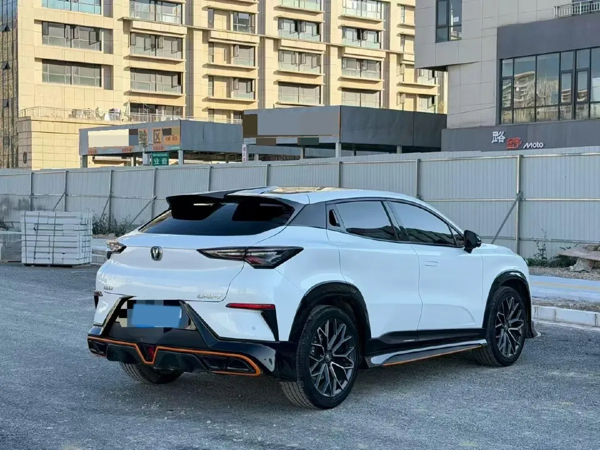 2022 ChangAn UNI-T 1.5T 188HP L4 7DCT,autocango,china used car exporter,china ev exporter,chinese used car exporter,chinese used ev exporter