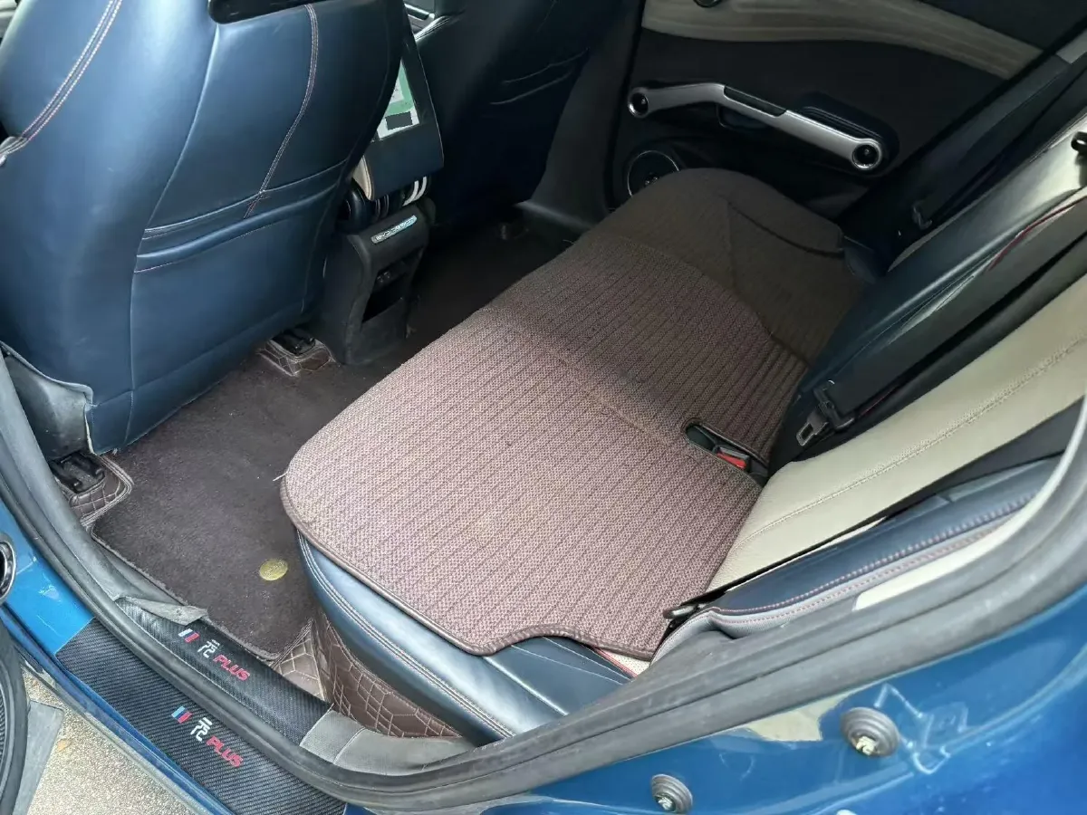 2022 Hycan Z03 BEV 64.23KWH,autocango,china used car exporter,china ev exporter,chinese used car exporter,chinese used ev exporter