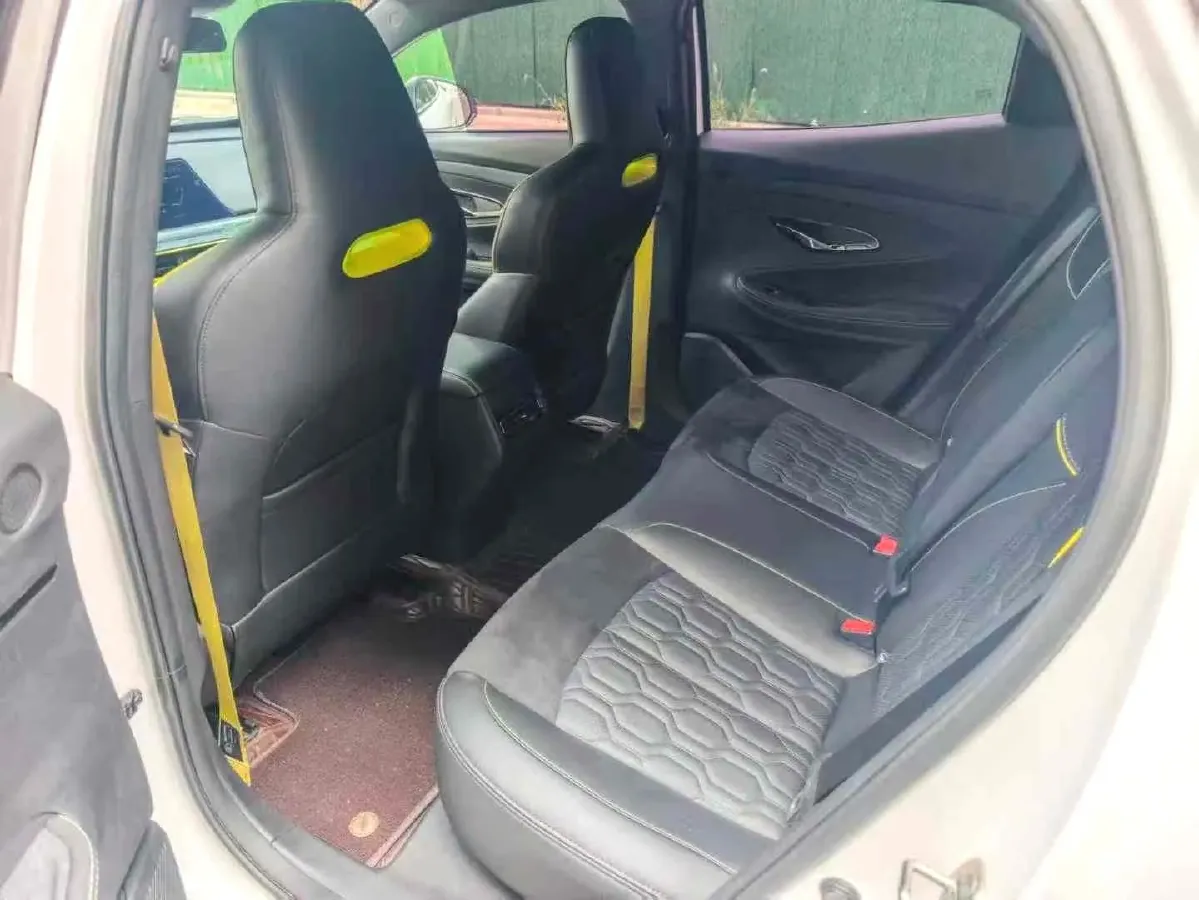 2022 ChangAn UNI-T 1.5T 188HP L4 7DCT,autocango,china used car exporter,china ev exporter,chinese used car exporter,chinese used ev exporter