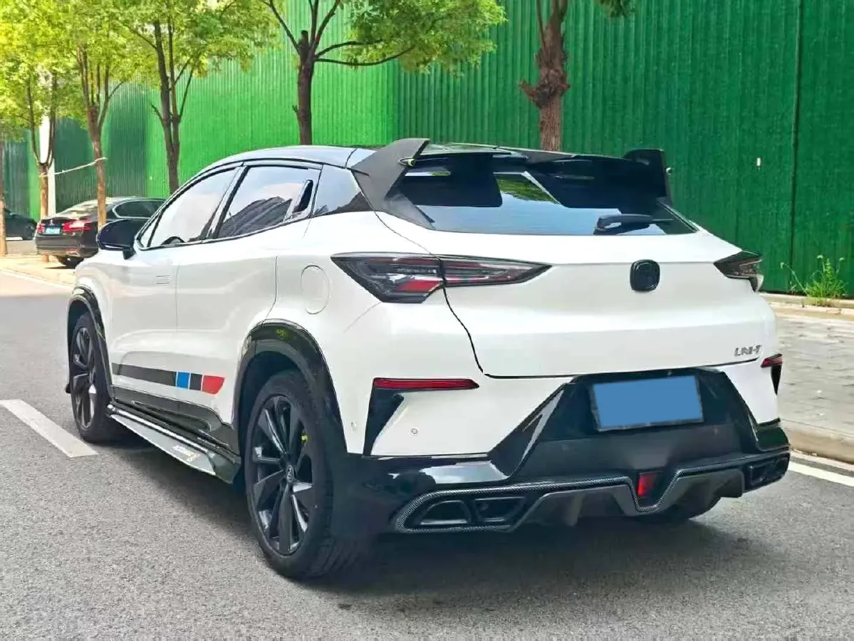 2022 ChangAn UNI-T 1.5T 188HP L4 7DCT,autocango,china used car exporter,china ev exporter,chinese used car exporter,chinese used ev exporter