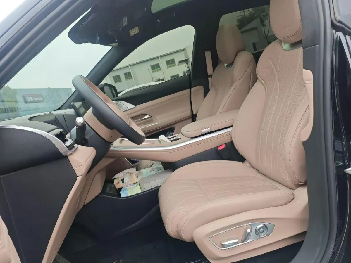 2025 Xpeng G9 BEV 79KWH,autocango,china used car exporter,china ev exporter,chinese used car exporter,chinese used ev exporter