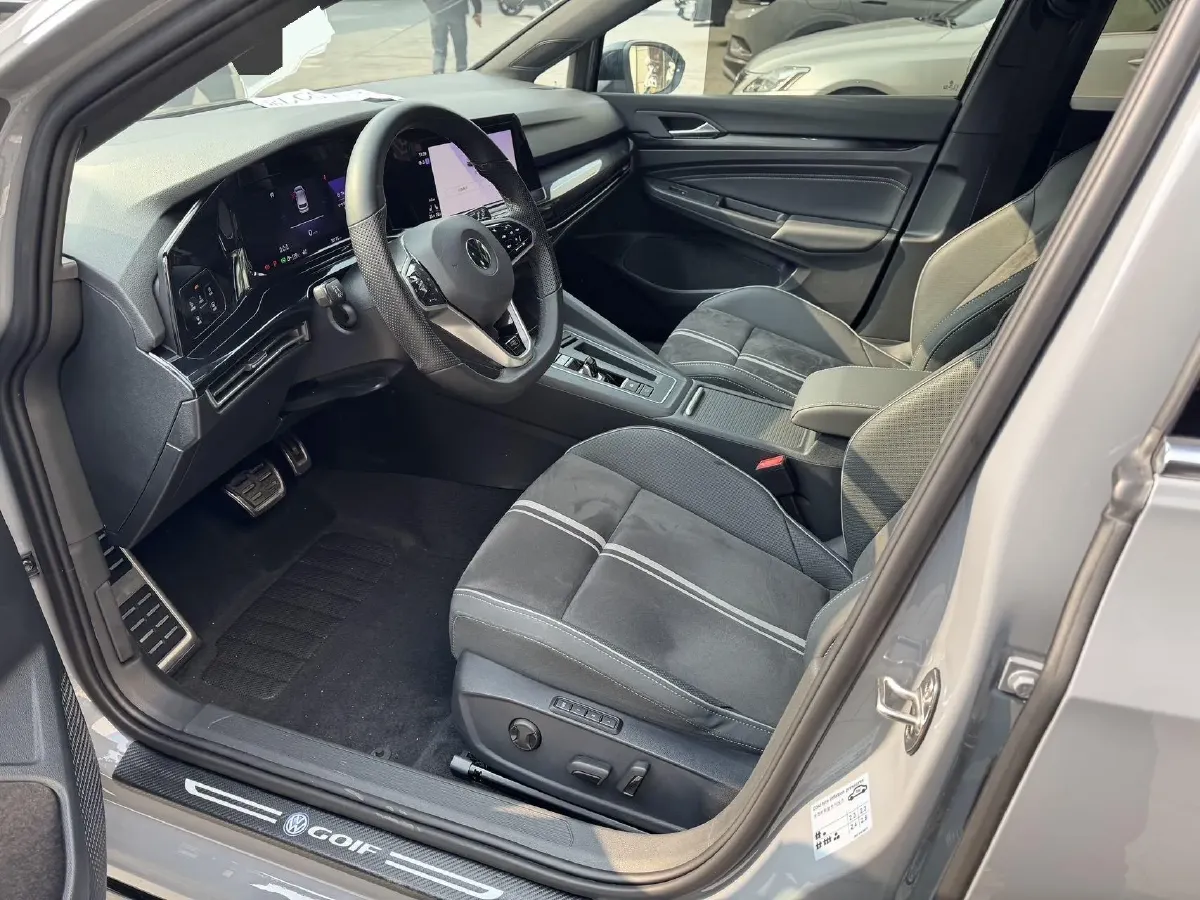 2023 Volkswagen Golf 1.4T 150HP L4 7DCT,autocango,china used car exporter,china ev exporter,chinese used car exporter,chinese used ev exporter