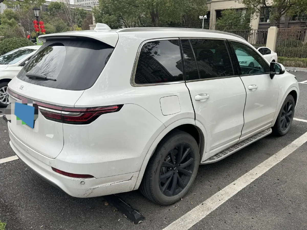 2020 Li ONE Range Extended 131HP REEV 40.5KWH,autocango,china used car exporter,china ev exporter,chinese used car exporter,chinese used ev exporter