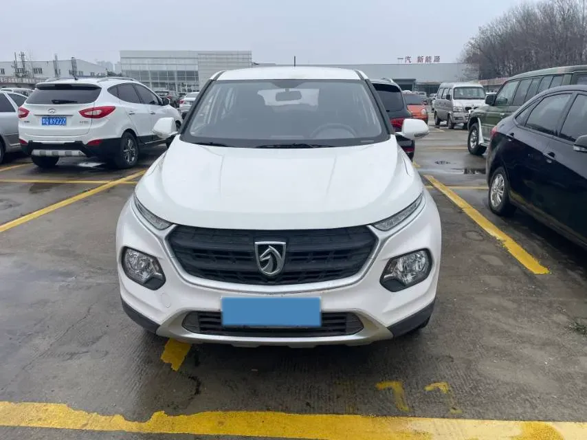 2021 BaoJun 510 1.5L 99HP L4 6MT,autocango,china used car exporter,china ev exporter,chinese used car exporter,chinese used ev exporter