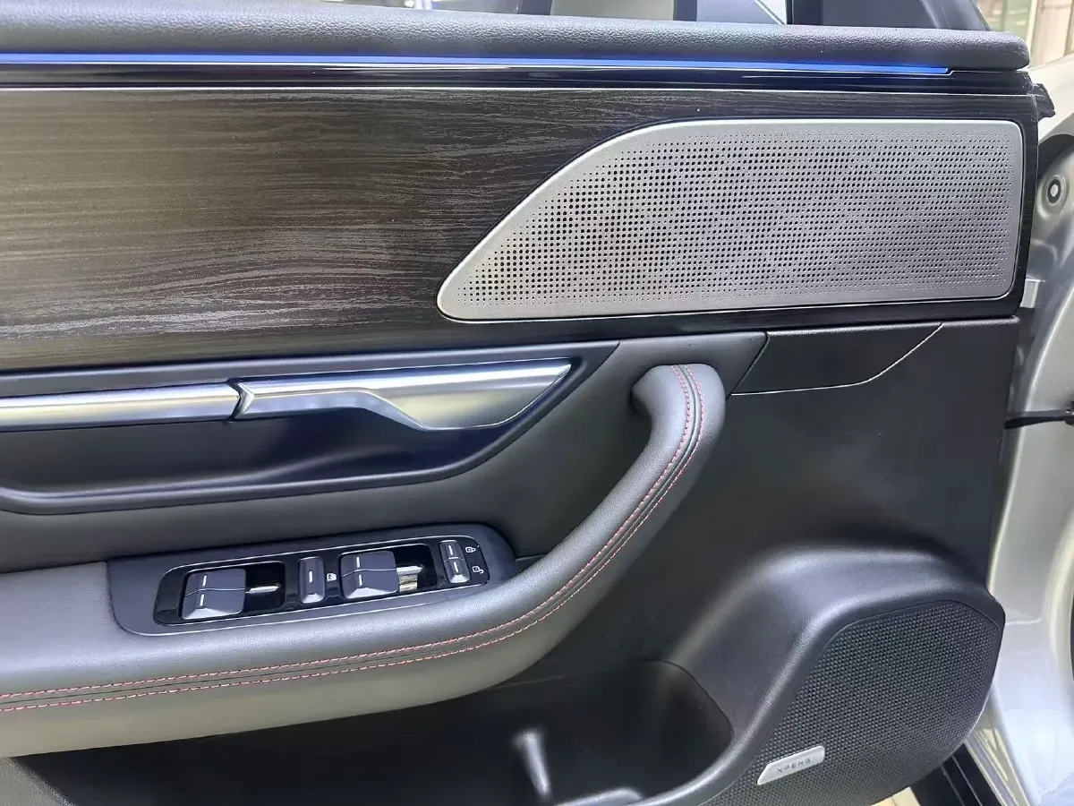 2022 Xpeng P7 BEV 70.8KWH,autocango,china used car exporter,china ev exporter,chinese used car exporter,chinese used ev exporter